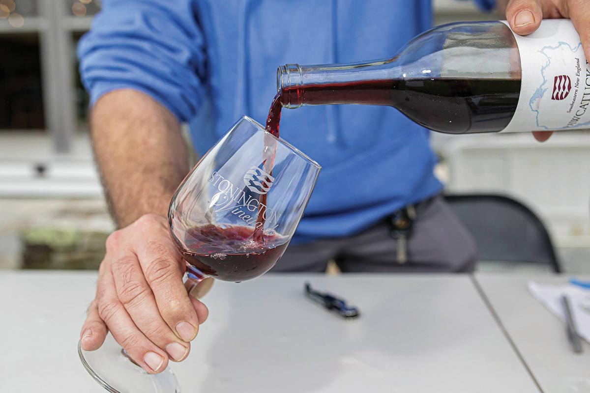 Stonington Vineyards Hosts Summer Kickoff Event