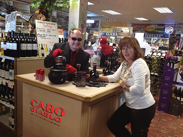 Gabel’s Hosts Cabo Diablo for In-Store Visit