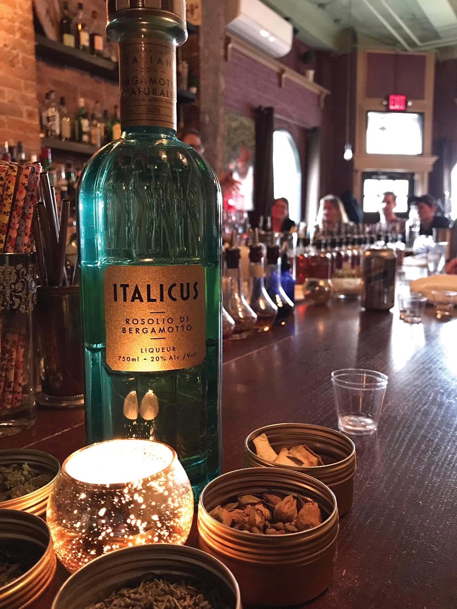 Italicus Brand Ambassador Educates USBG Hartford Chapter        