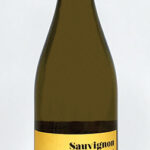 Le Jardin Sauvignon Blanc offers floral, vegetal and exotic fruit flavors. The Pinot Noir has notes of red fruit, spices and vanilla.