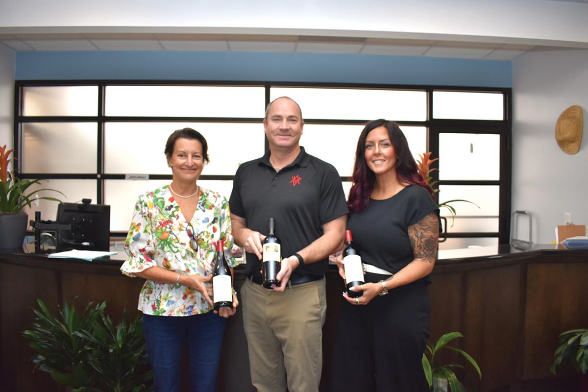Worldwide Wines Hosts California Winery Owners