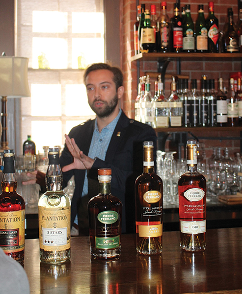 Francois Zelbat, Region Manager, Maison Ferrand, speaking with USBG CT members.